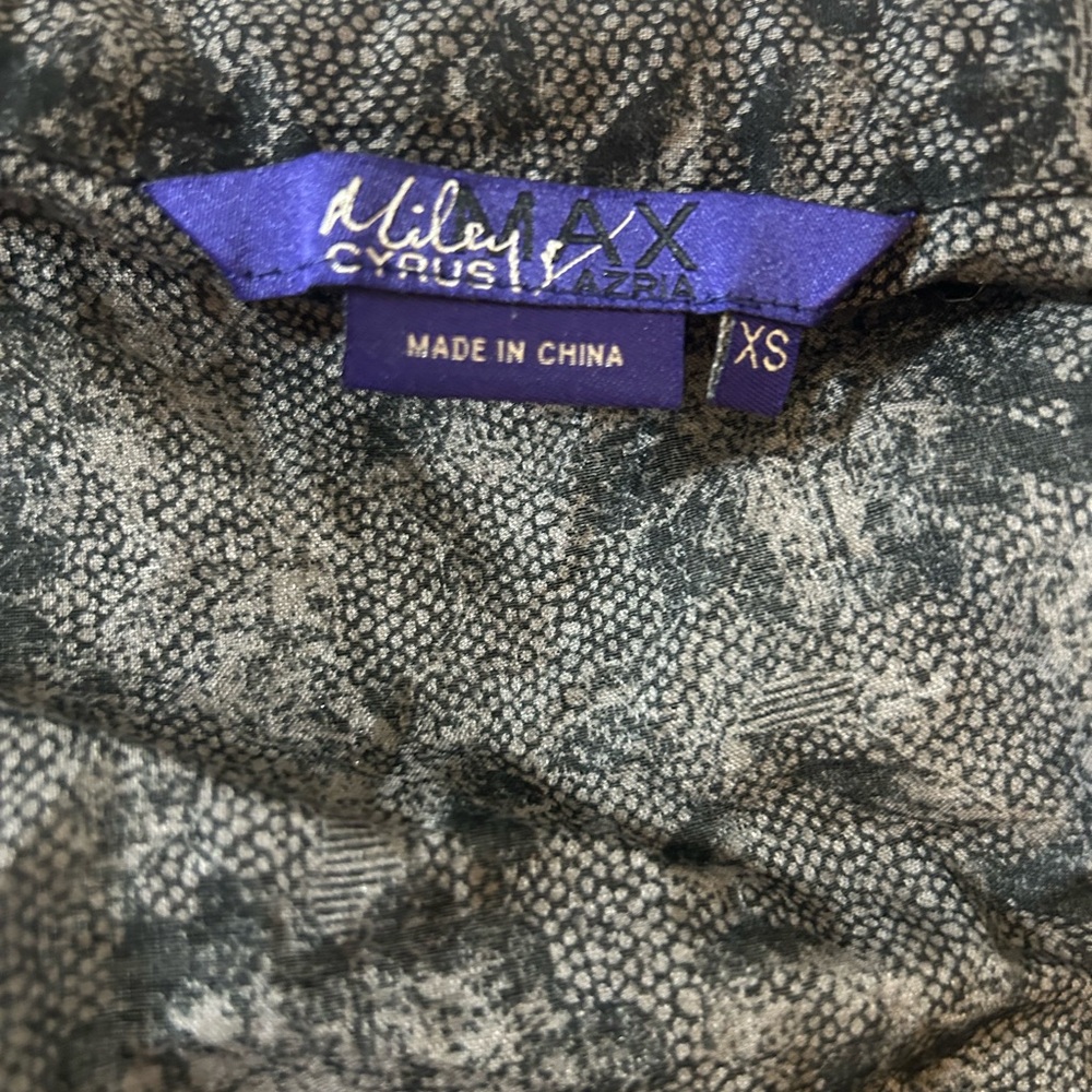 Miley Cyrus Max Azria Blouse - Picture 6 of 7